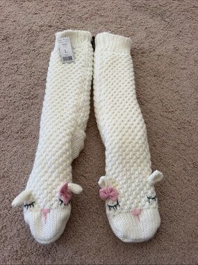 Brand new: Etam Knit Cream Knee-High Socks with Pink Bow Accent